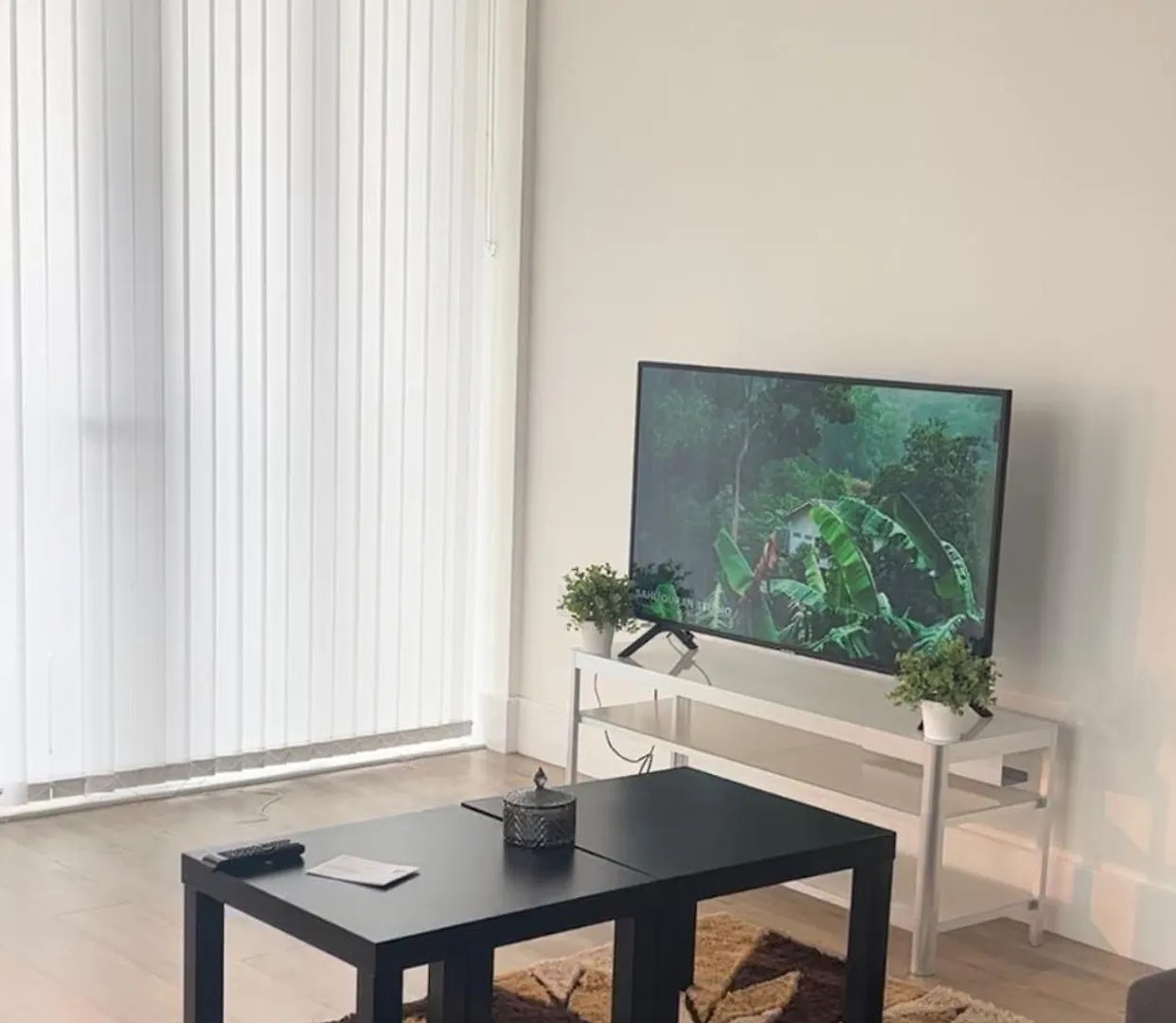 Apartment Lovely 1Bed Flat 10Mins To Canary Wharf & Parking London