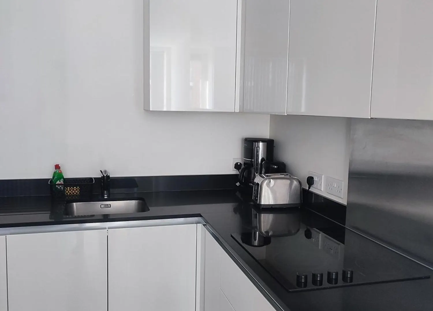 Lovely 1Bed Flat 10Mins To Canary Wharf & Parking London Apartment