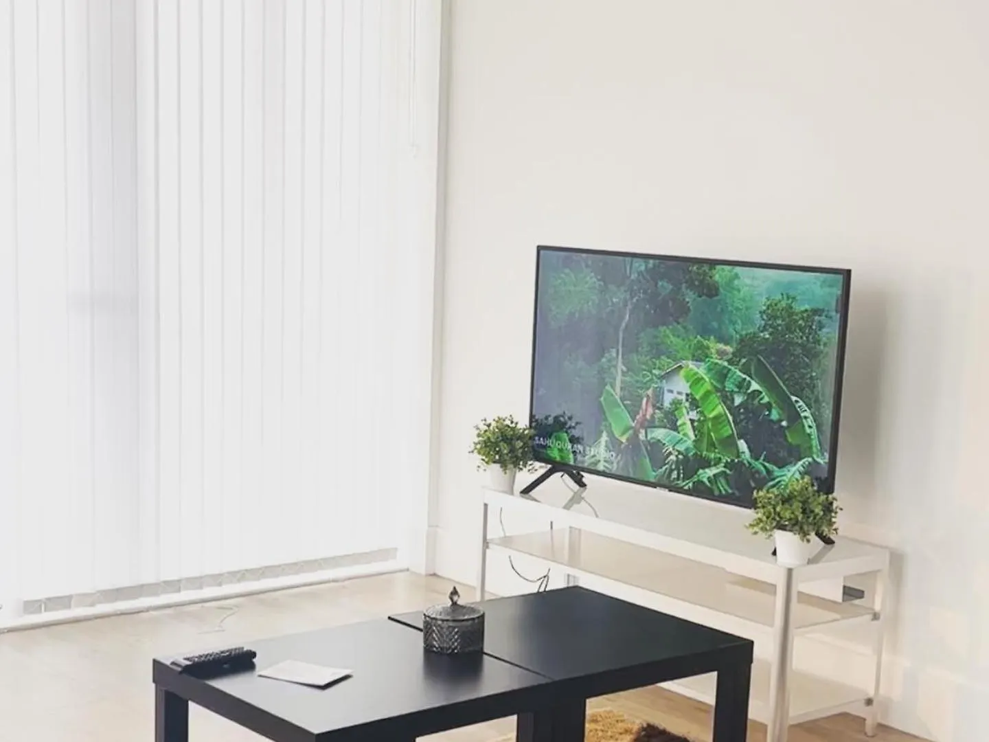 Lovely 1Bed Flat 10Mins To Canary Wharf & Parking London